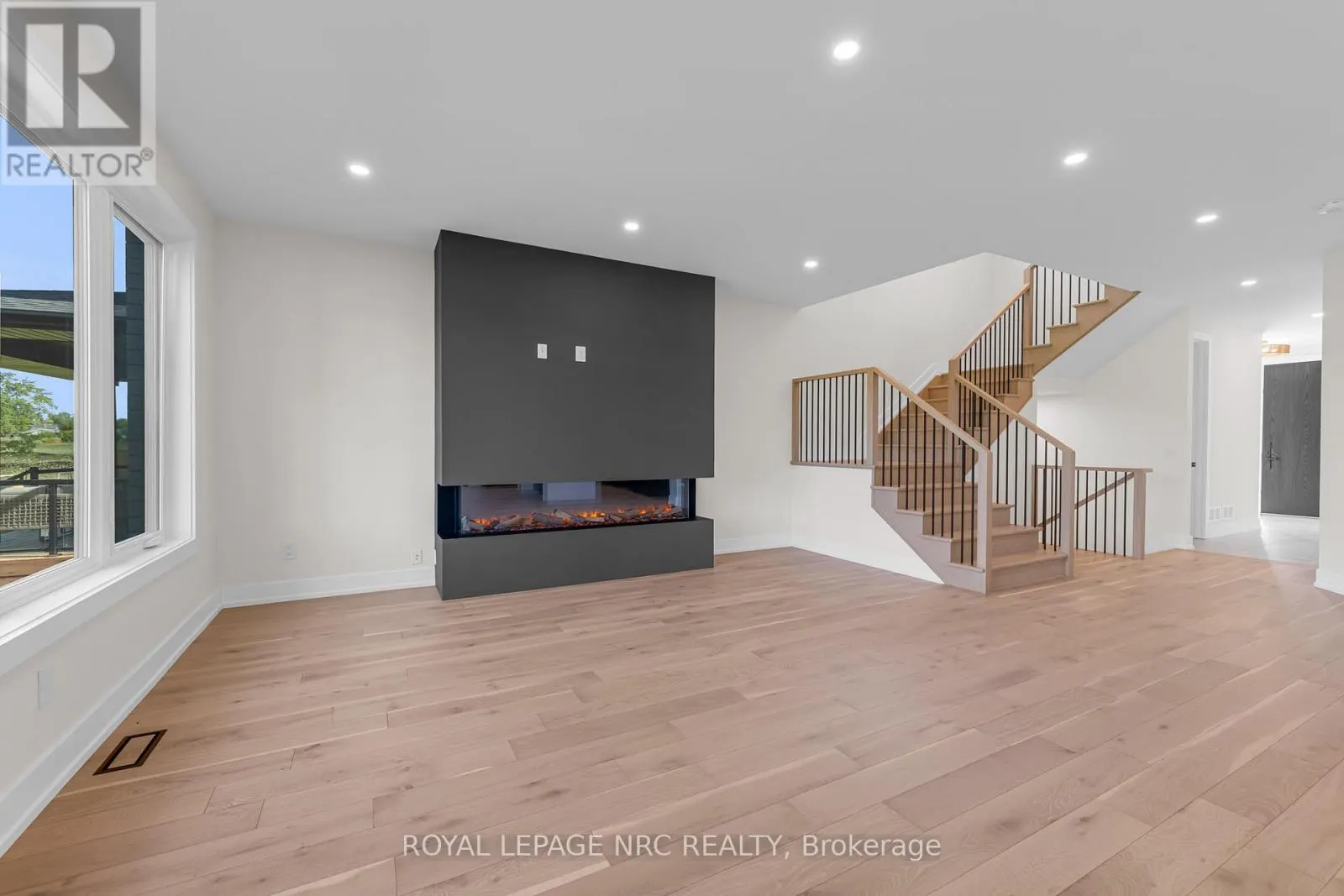 9 ARSENAULT CRESCENT