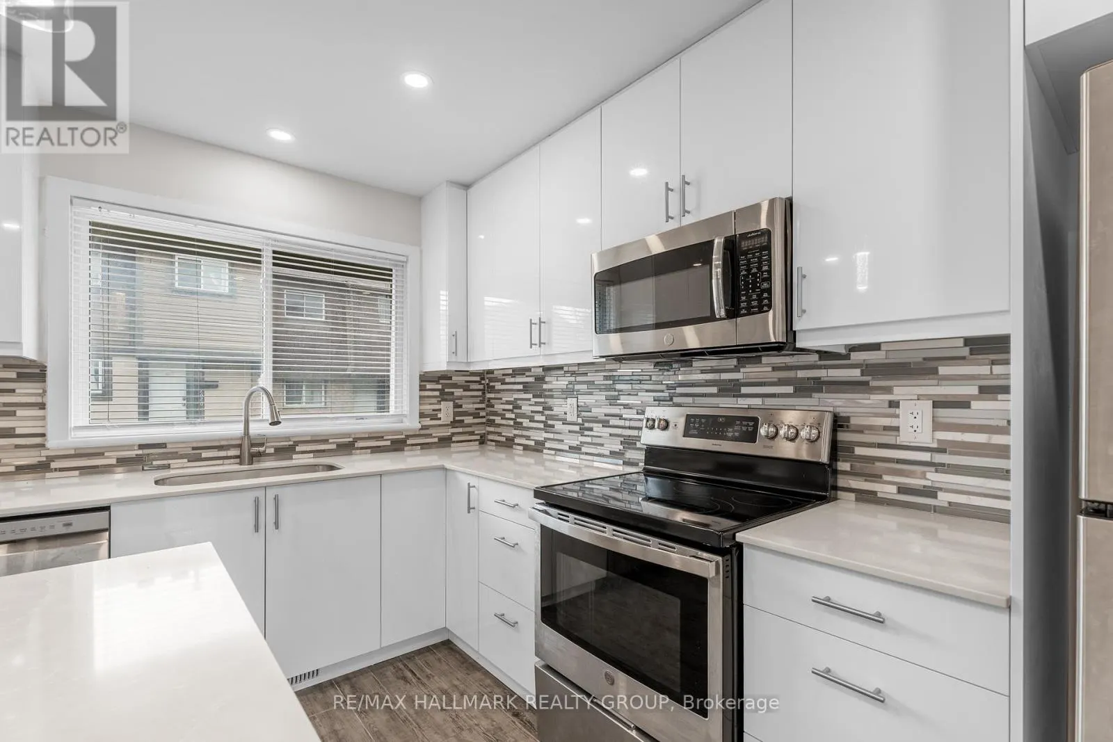 2788 PIMLICO CRESCENT