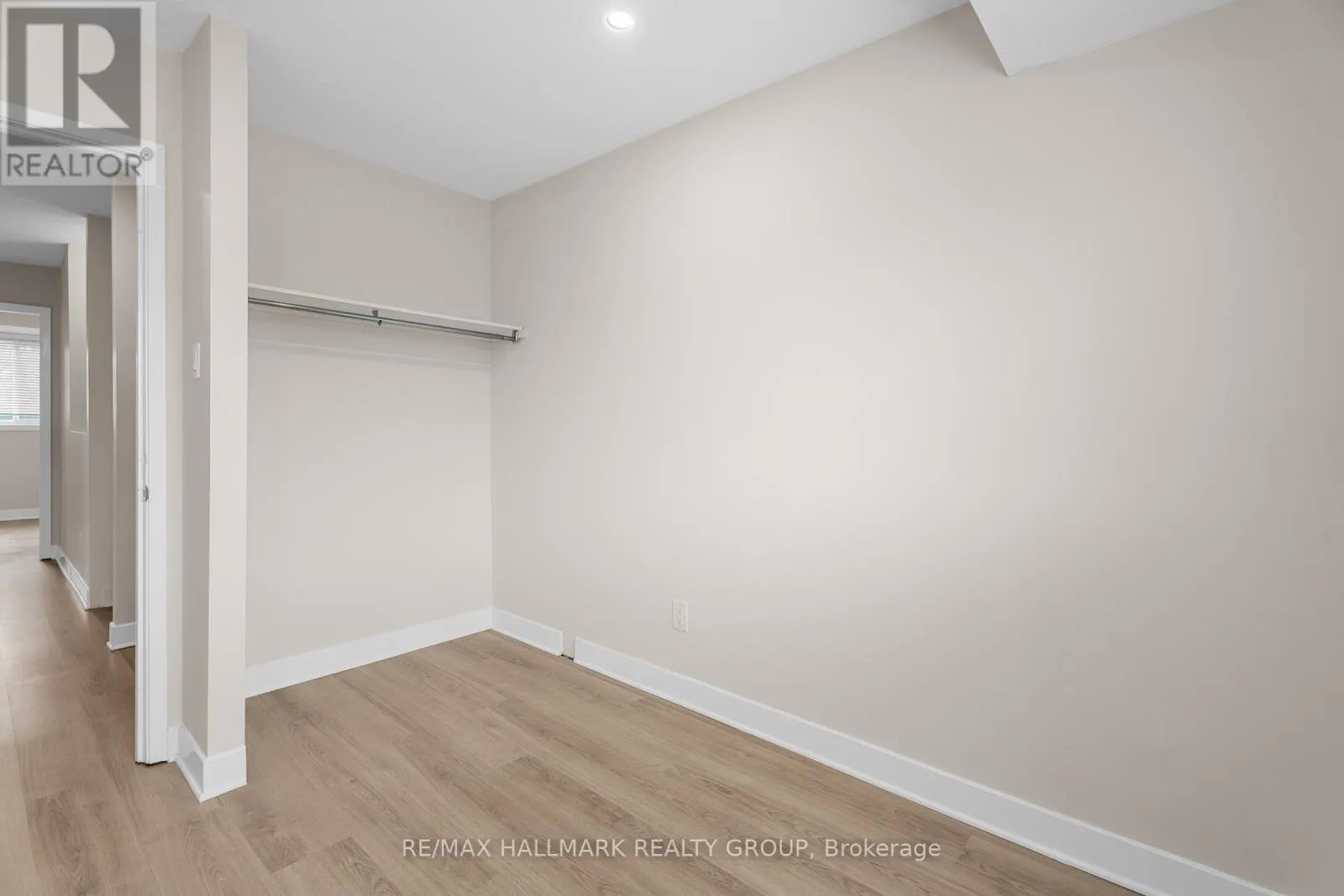 2788 PIMLICO CRESCENT
