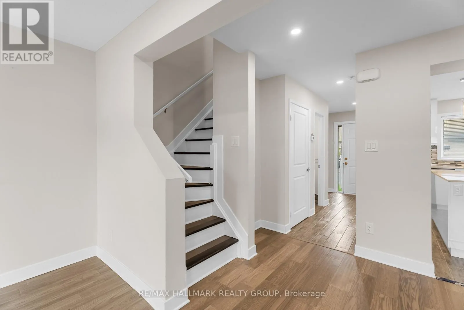 2788 PIMLICO CRESCENT