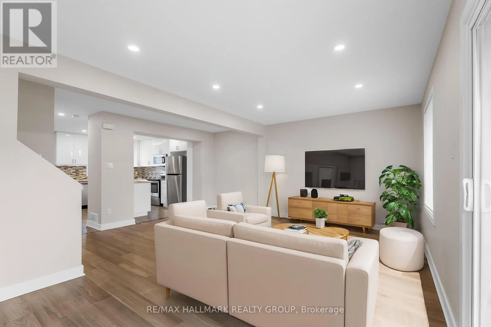 2788 PIMLICO CRESCENT
