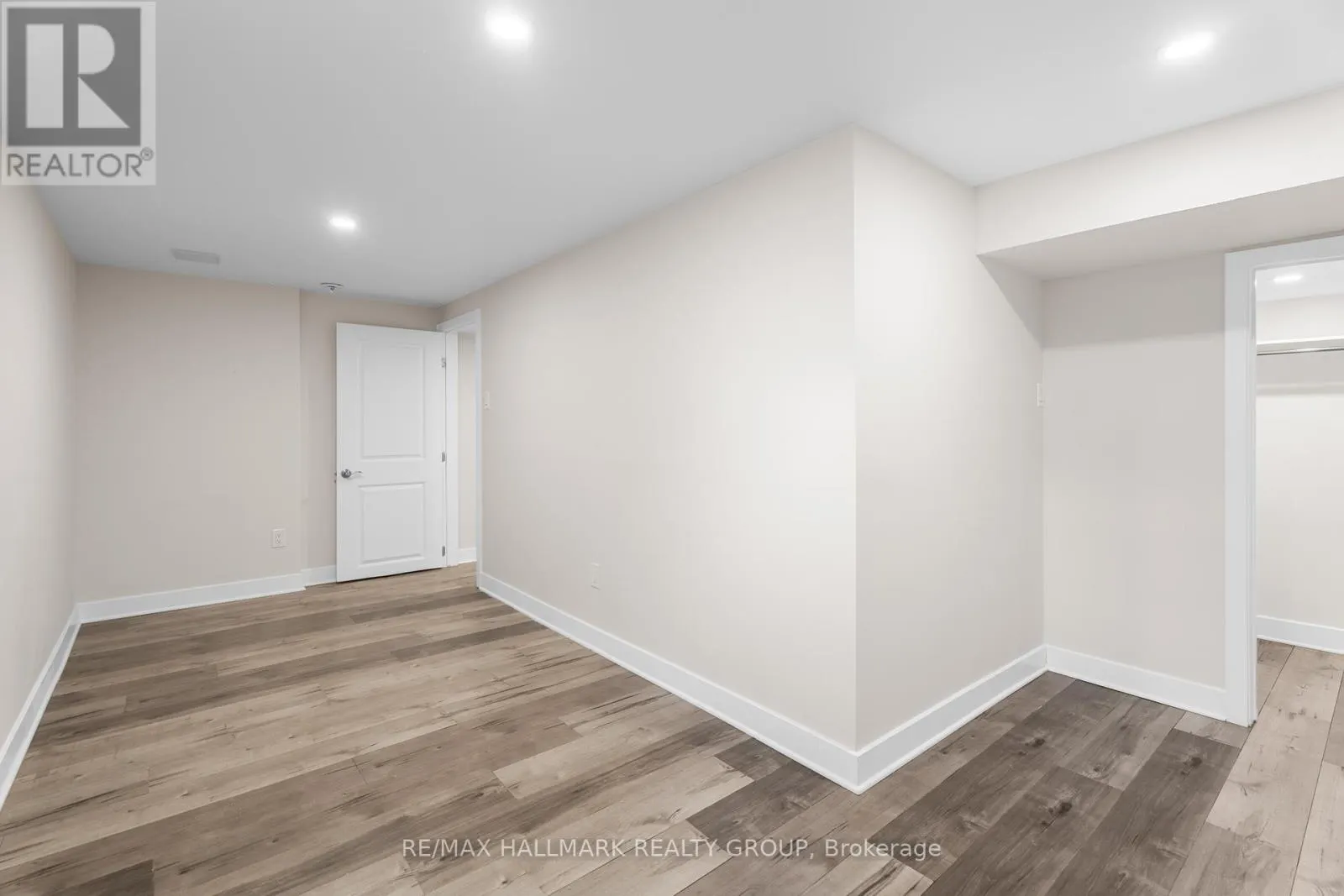 2788 PIMLICO CRESCENT