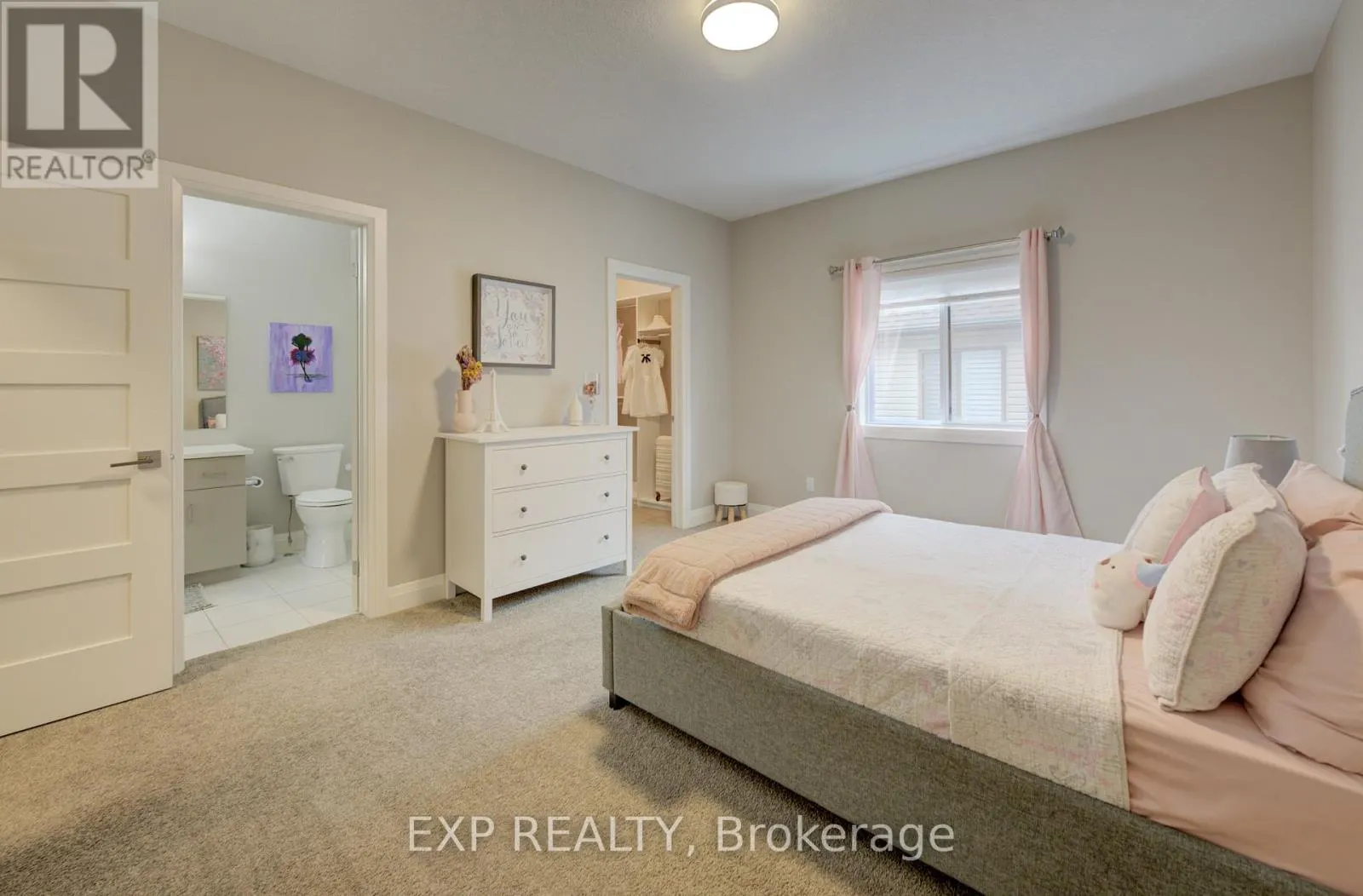 11 DEER CREEK STREET