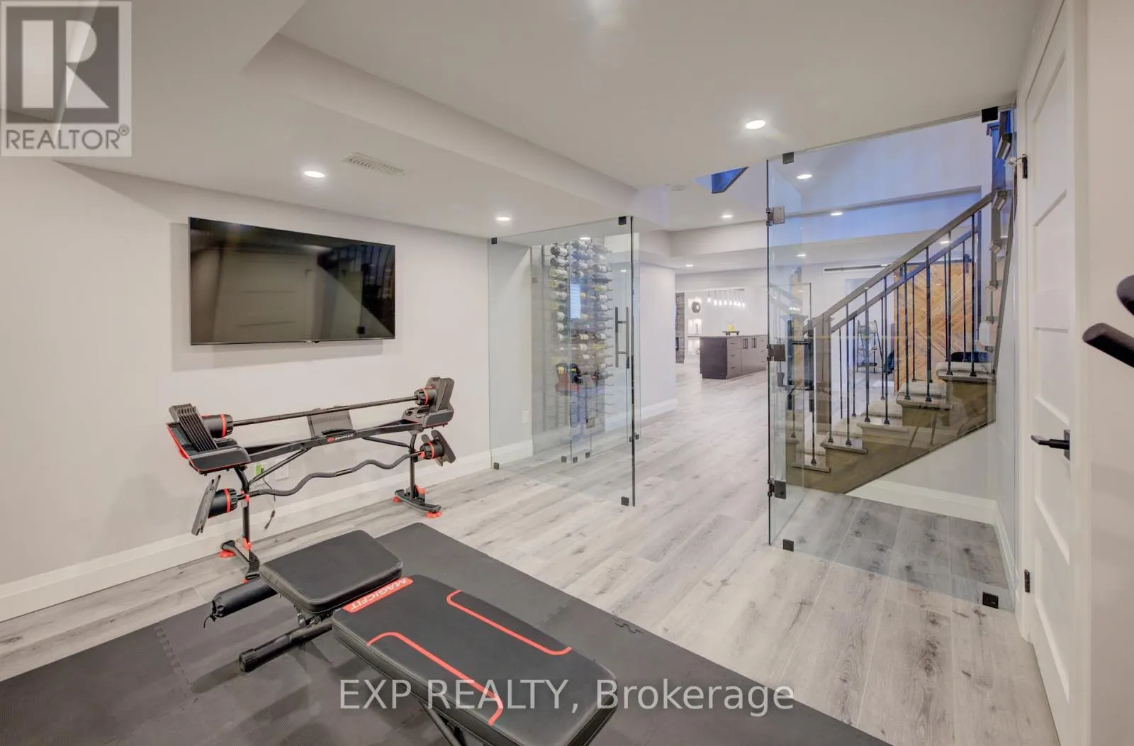 11 DEER CREEK STREET
