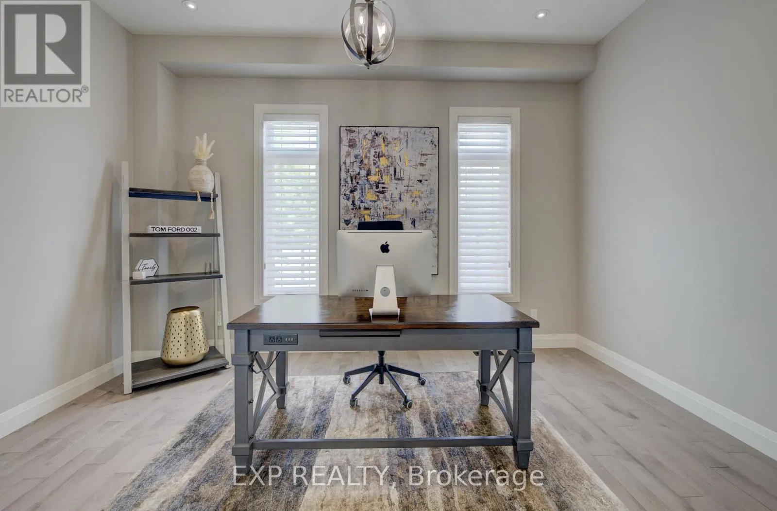 11 DEER CREEK STREET