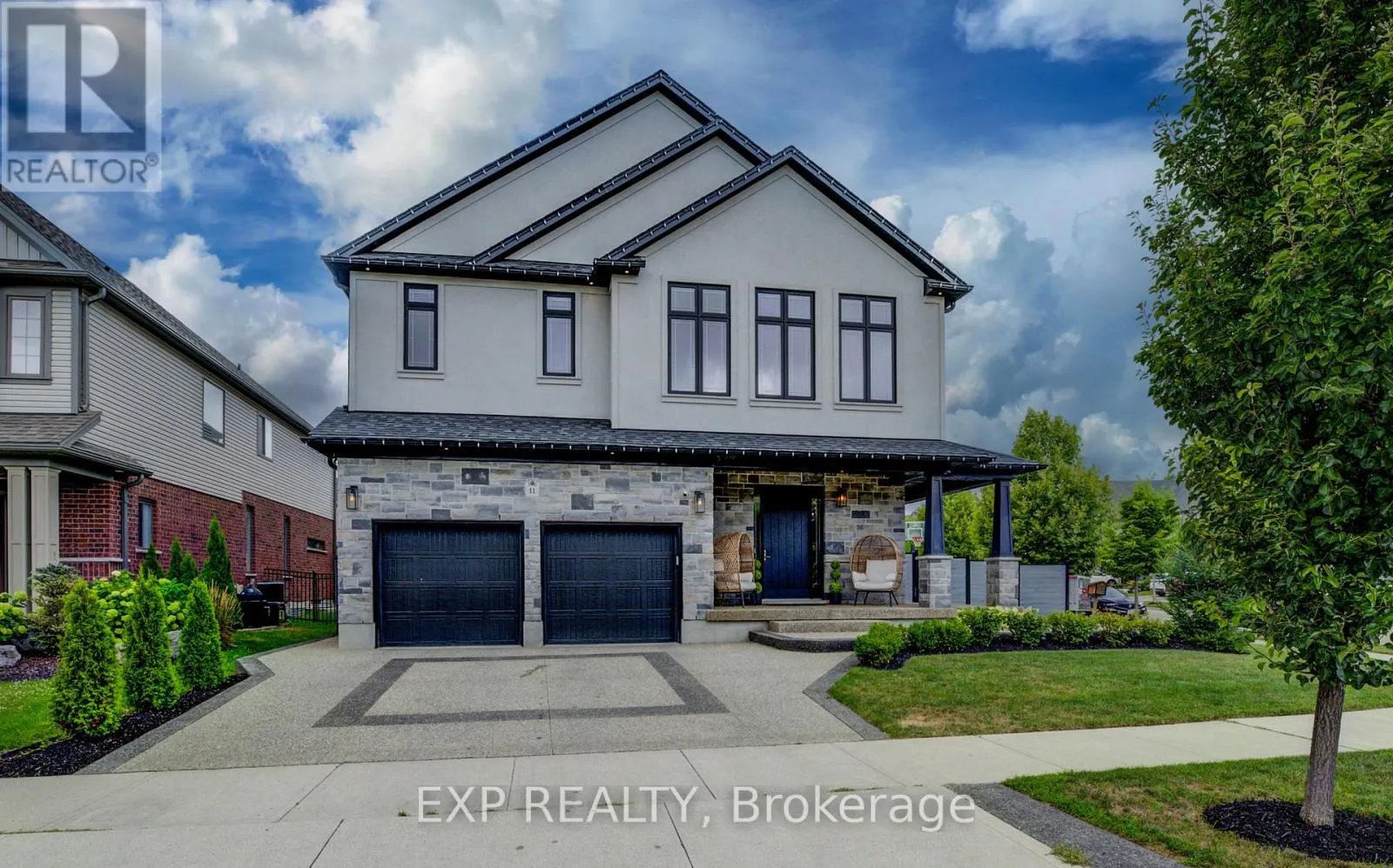 11 DEER CREEK STREET