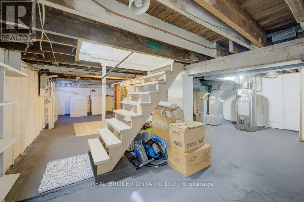 458 UPPER WENTWORTH STREET