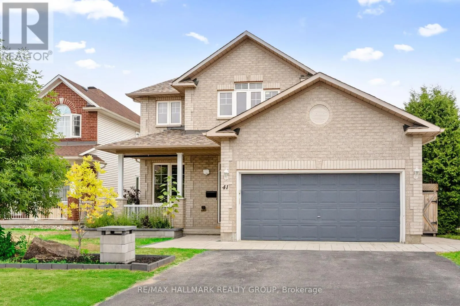 41 SMOKETREE CRESCENT E