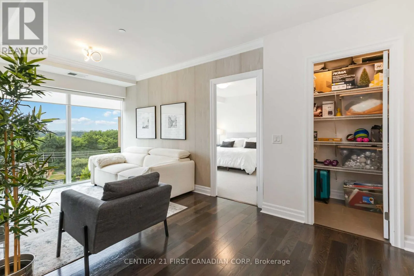809 - 505 TALBOT STREET, #809