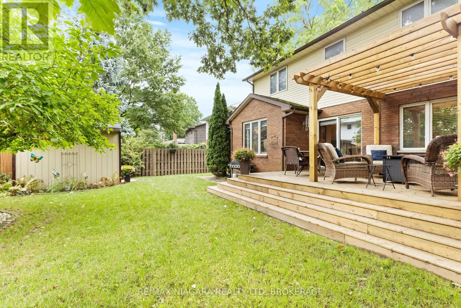 7297 GREEN BOUGHS ROAD