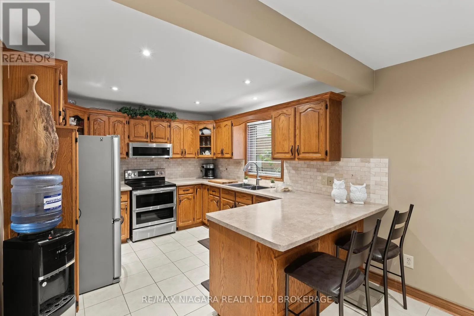 7297 GREEN BOUGHS ROAD