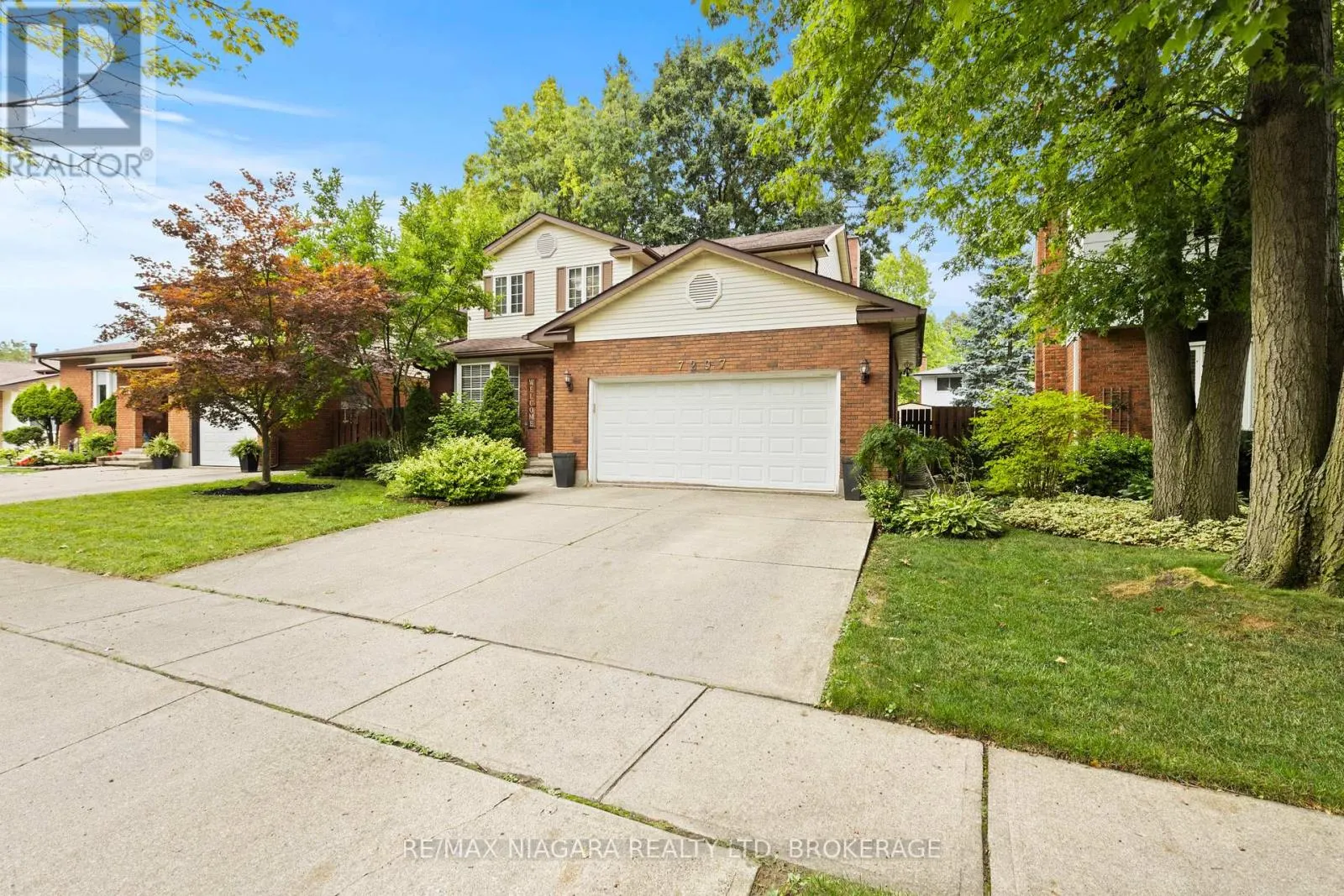 7297 GREEN BOUGHS ROAD