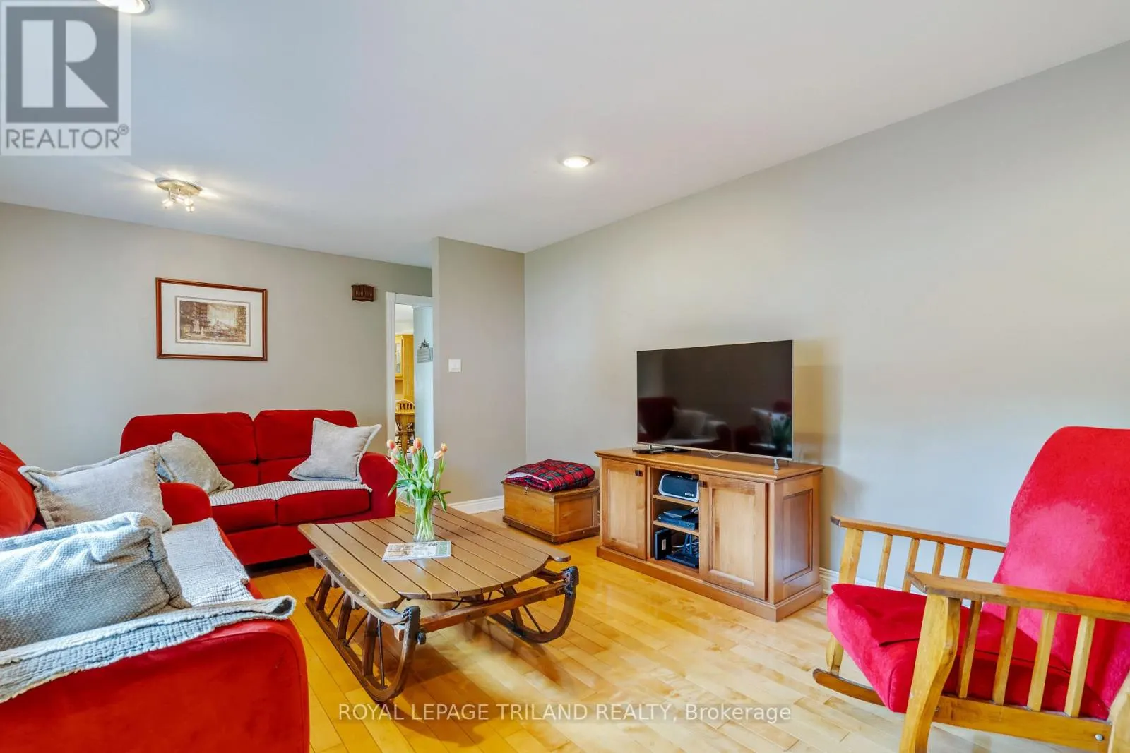 27 CHEROKEE ROAD