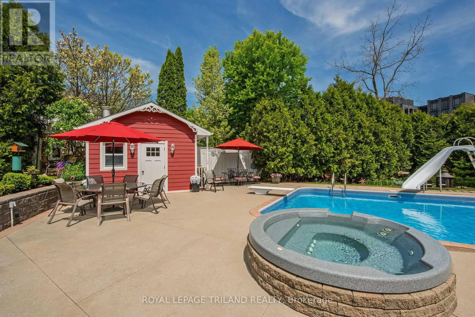 27 CHEROKEE ROAD