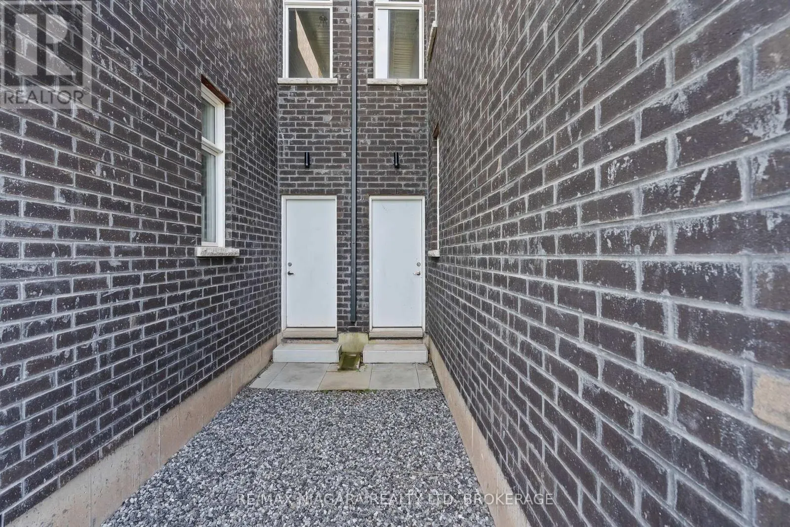 3245 DOMINION ROAD