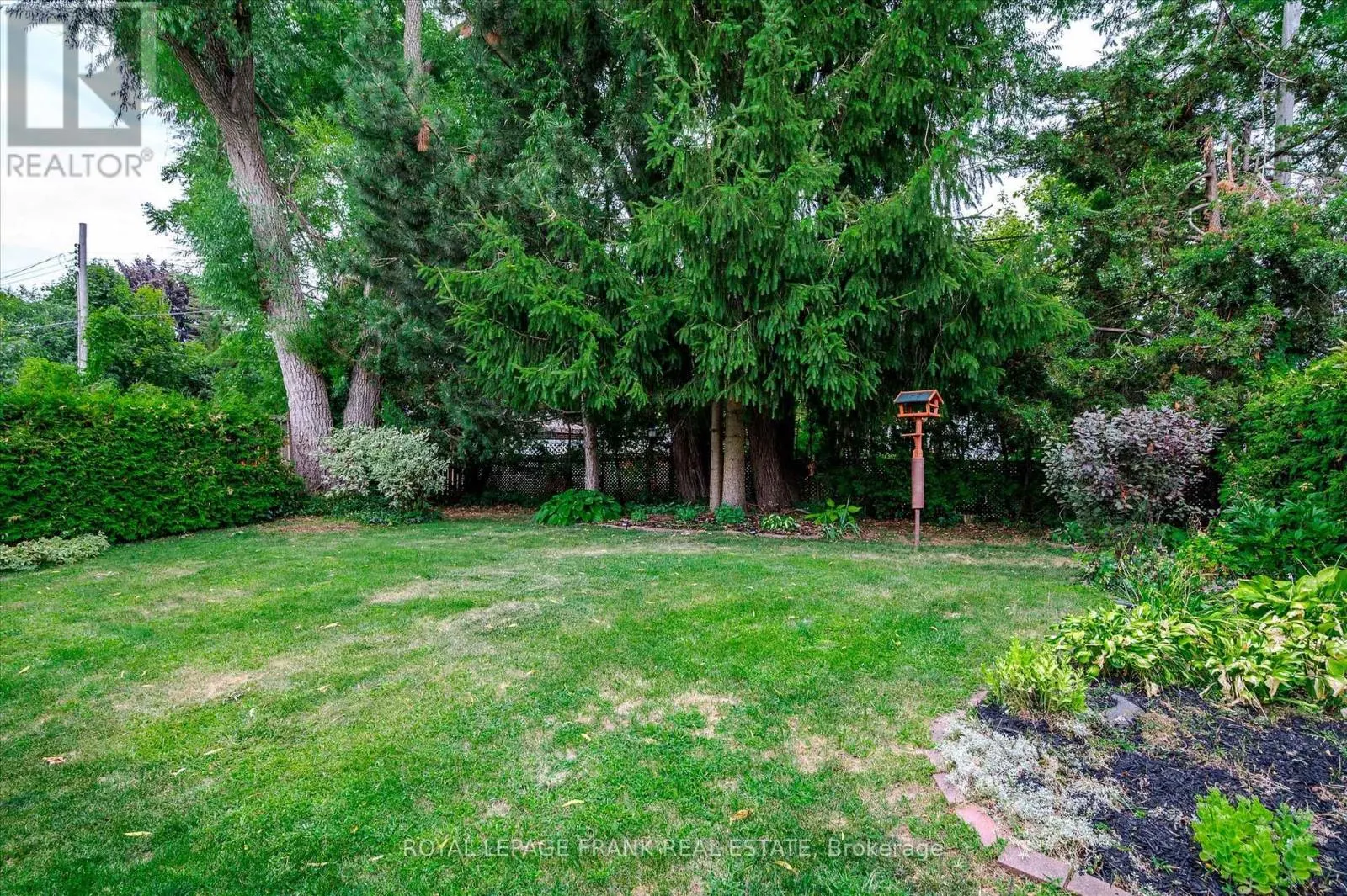 280 GREENLAWN AVENUE