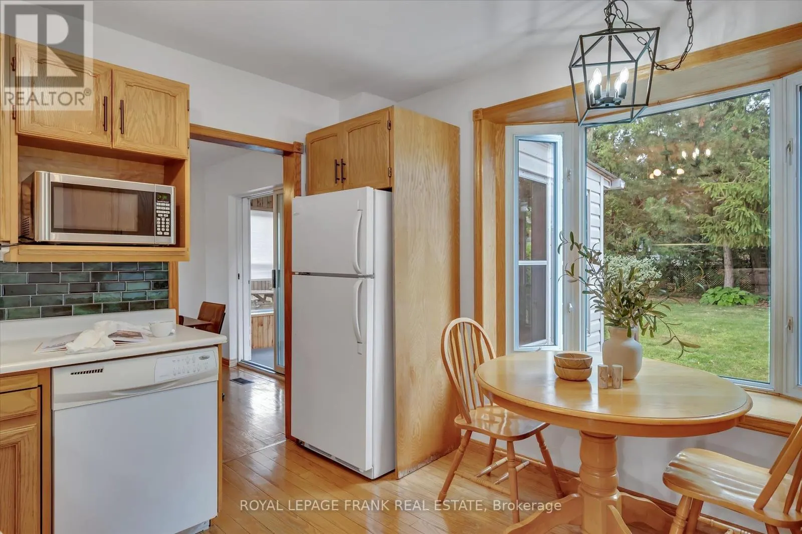 280 GREENLAWN AVENUE