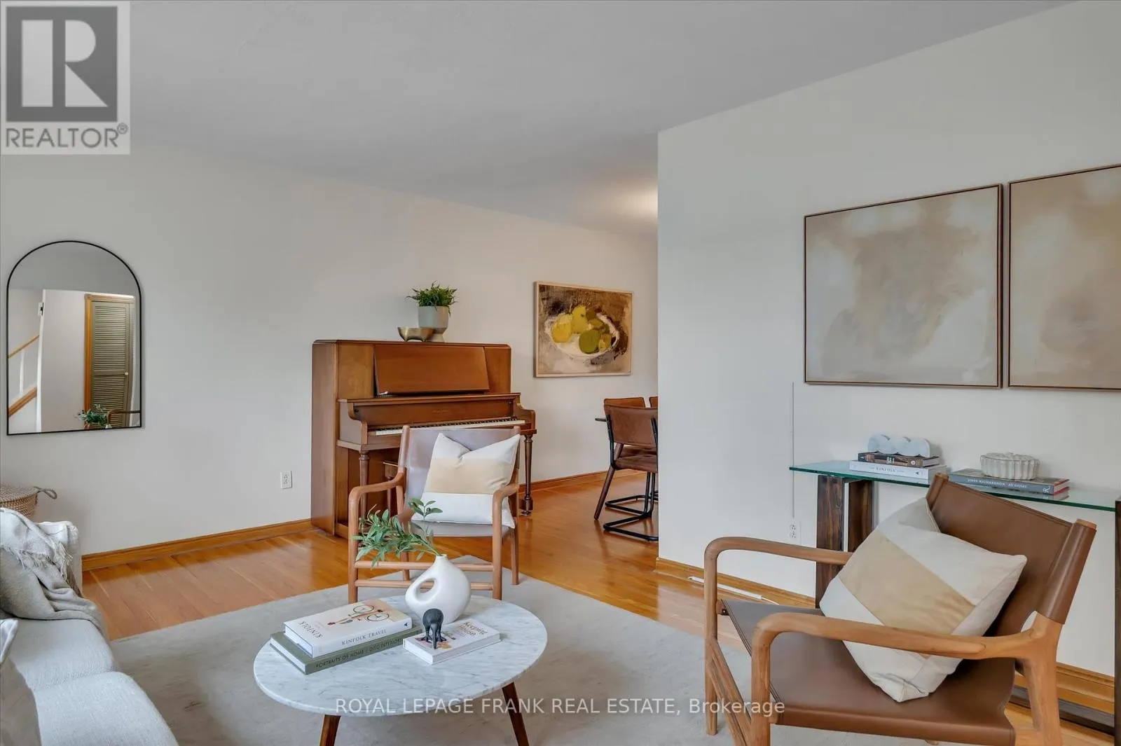 280 GREENLAWN AVENUE