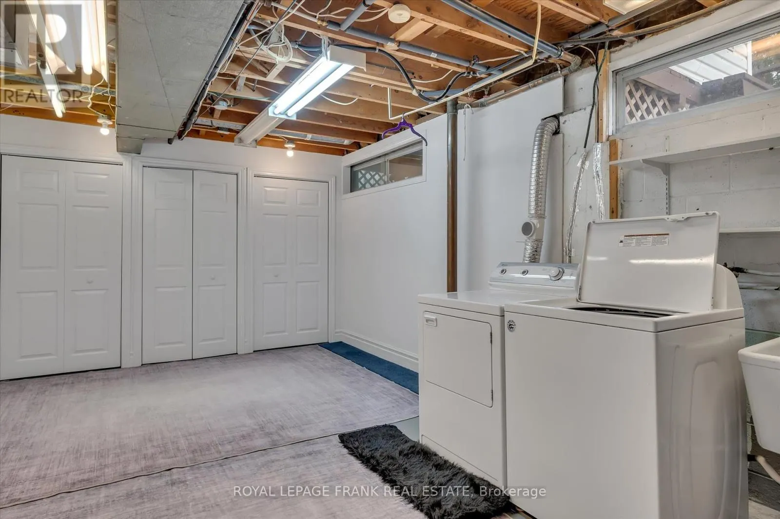 280 GREENLAWN AVENUE