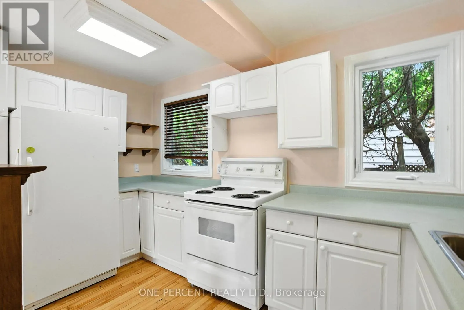 284 ANNA AVENUE