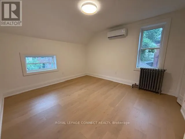 24 ASHLEY STREET