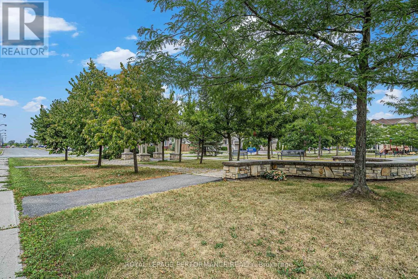 G - 3721 RIVERBREEZE STREET