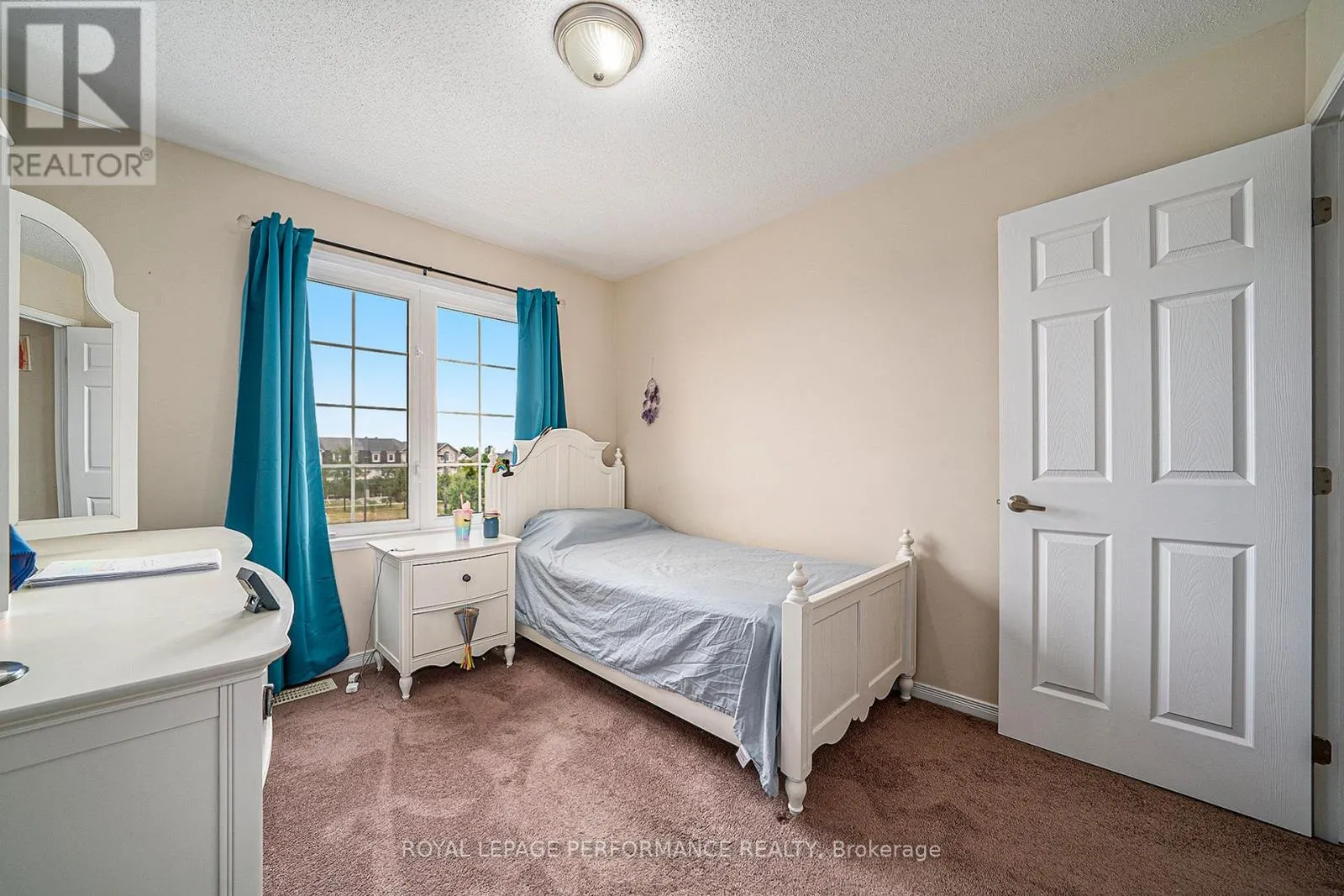 G - 3721 RIVERBREEZE STREET