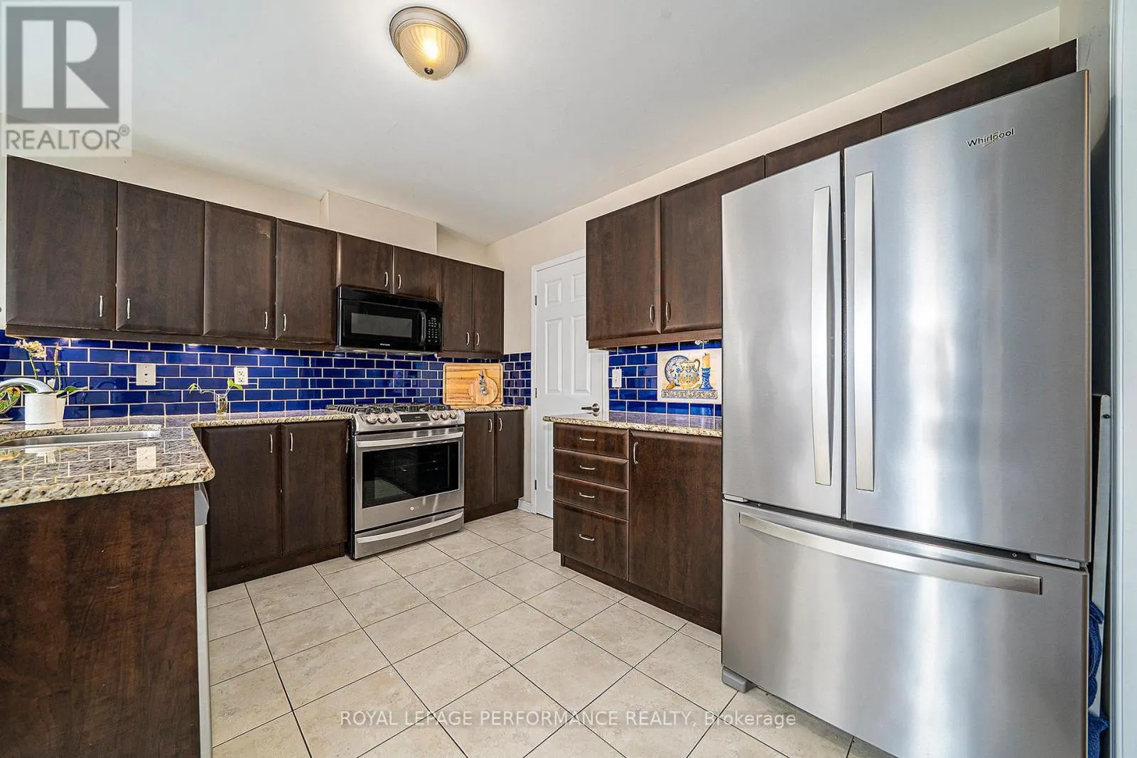G - 3721 RIVERBREEZE STREET