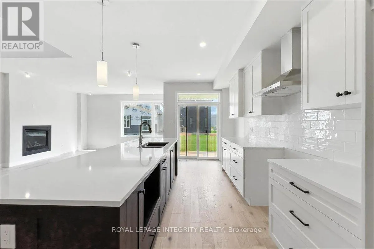 217 MASSALIA CRESCENT