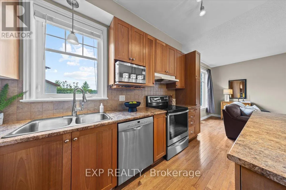 176 FLAT SEDGE CRESCENT