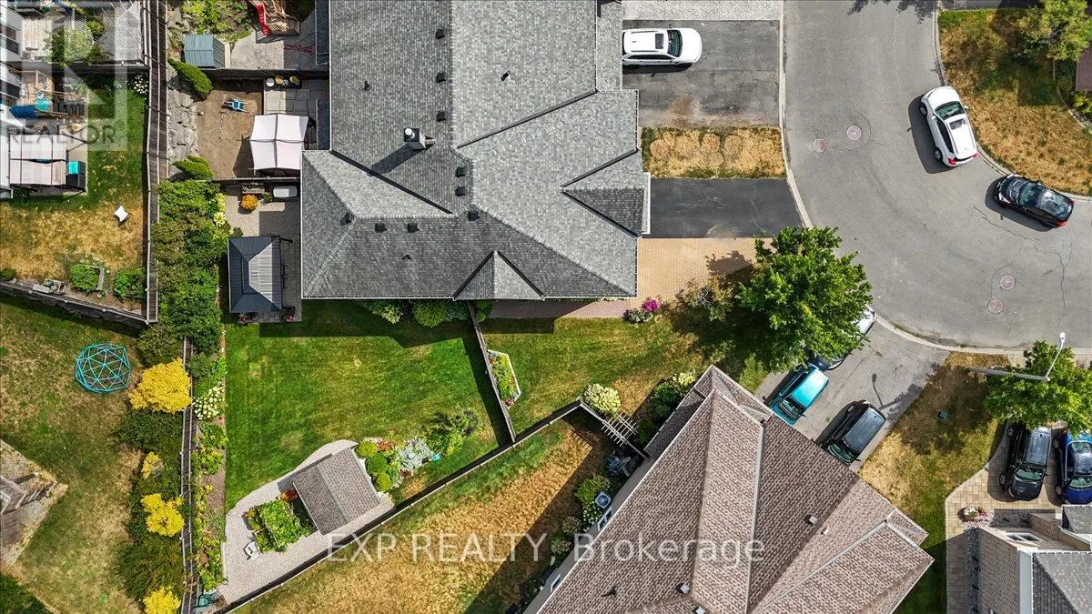 176 FLAT SEDGE CRESCENT