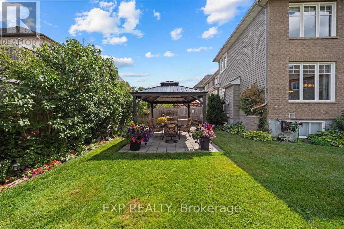 176 FLAT SEDGE CRESCENT