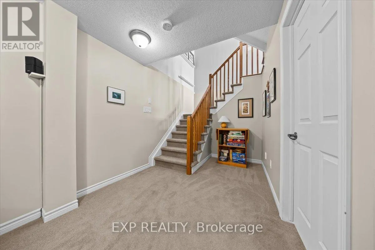 176 FLAT SEDGE CRESCENT
