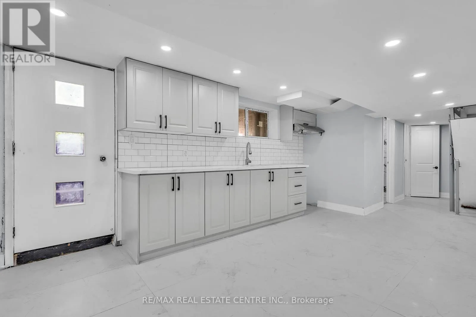 84 AVALON PLACE