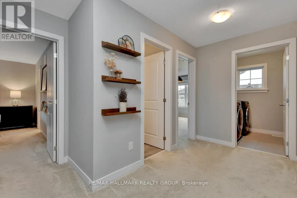 716 KIRKHAM CRESCENT