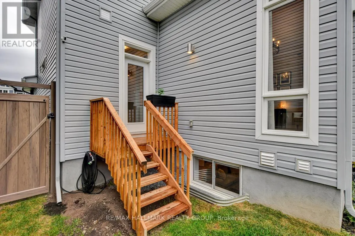 716 KIRKHAM CRESCENT