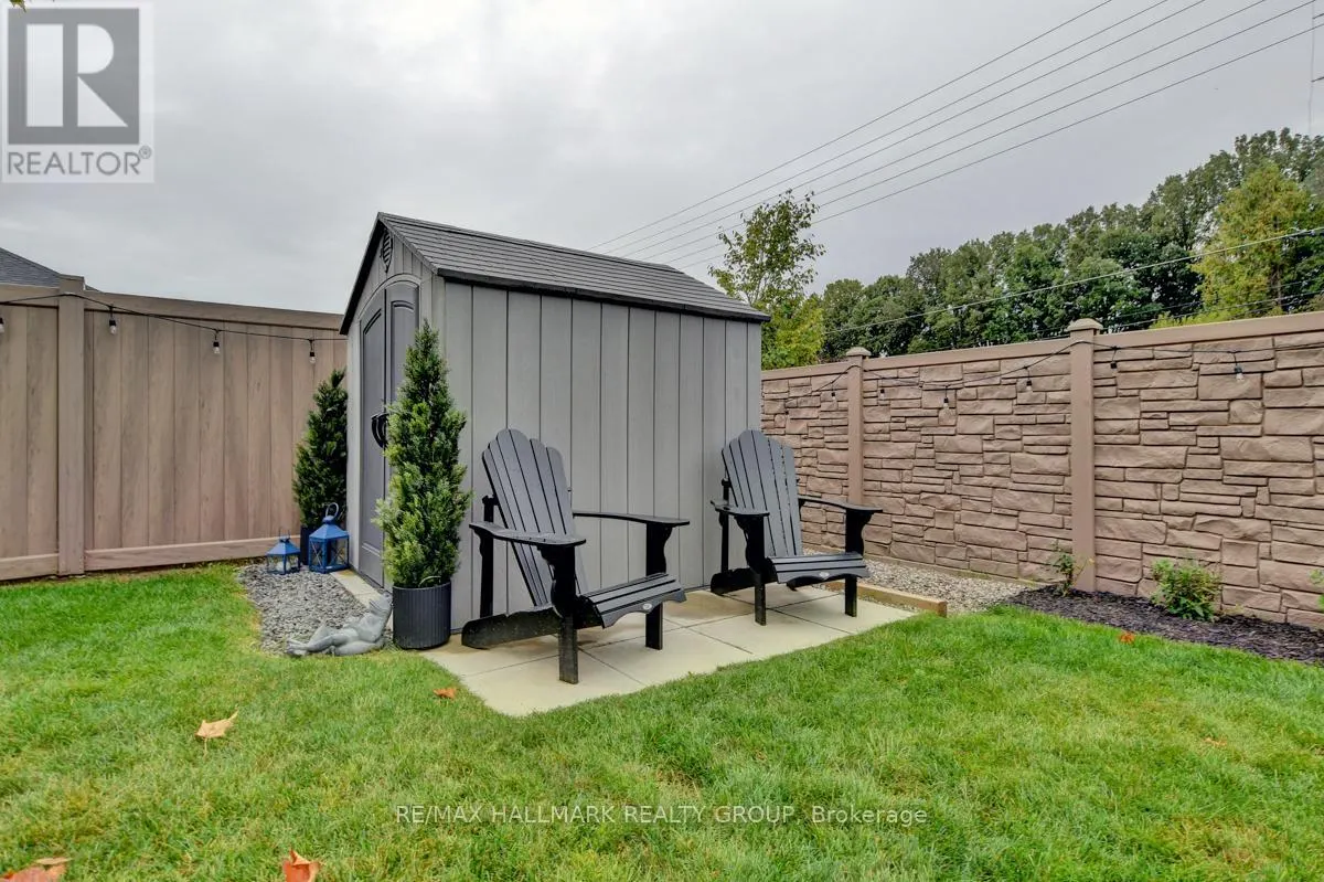 716 KIRKHAM CRESCENT