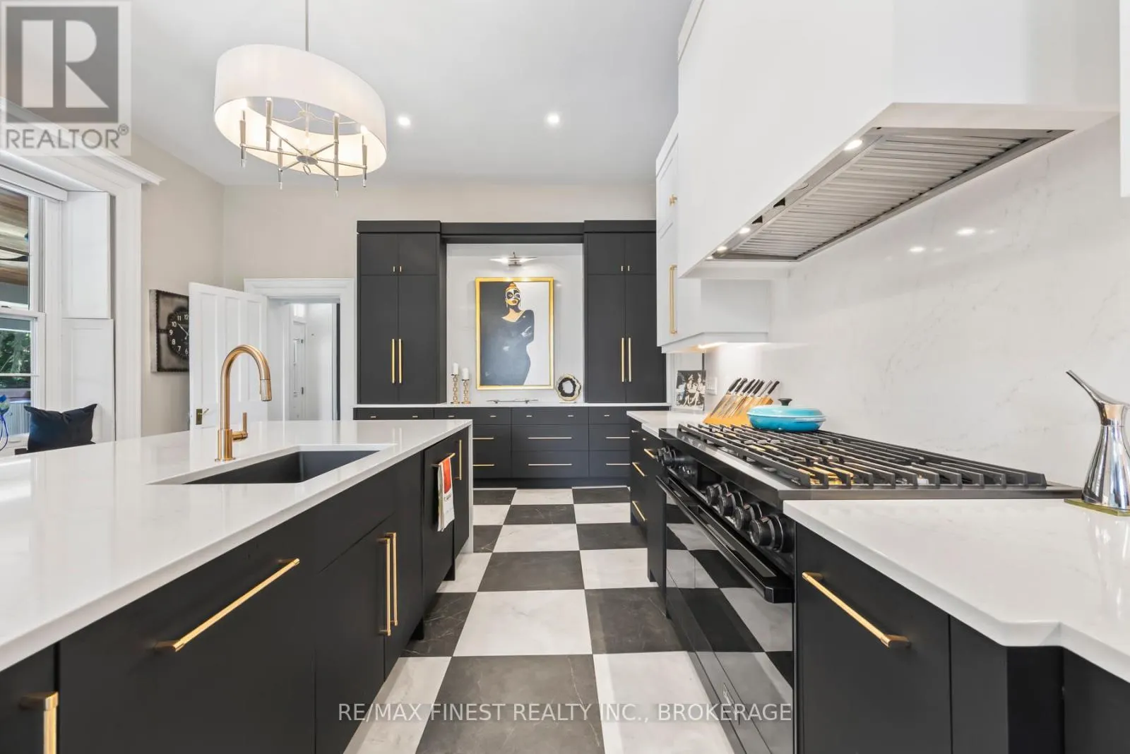 55 COCHRANE DRIVE