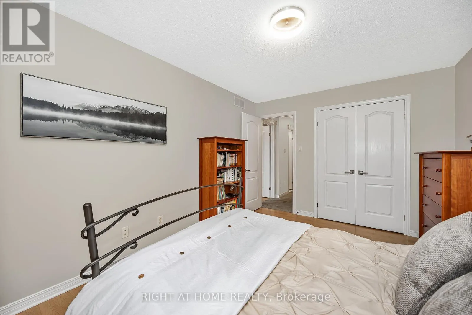 3727 MOUNTAIN MEADOWS CRESCENT