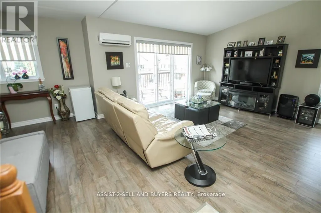 214 - 226 FIRST STREET E