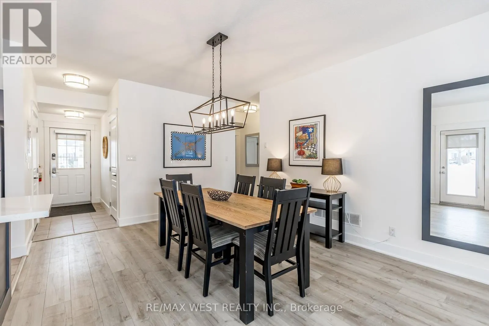 119 - 125 FAIRWAY COURT