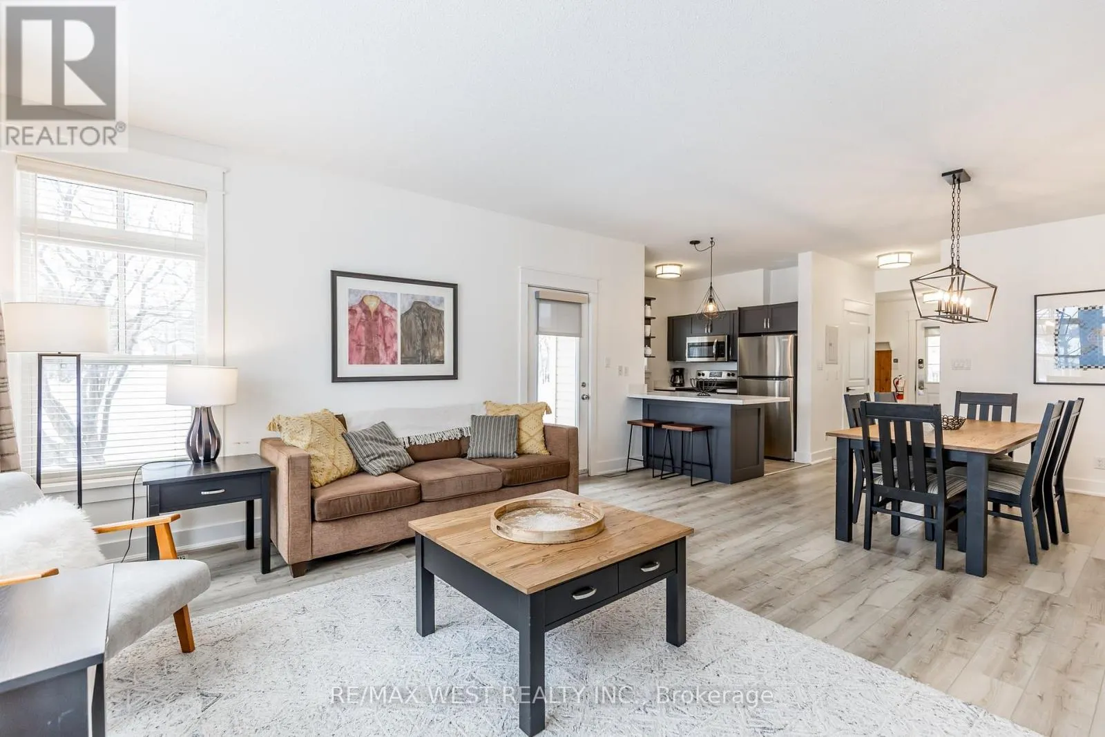 119 - 125 FAIRWAY COURT