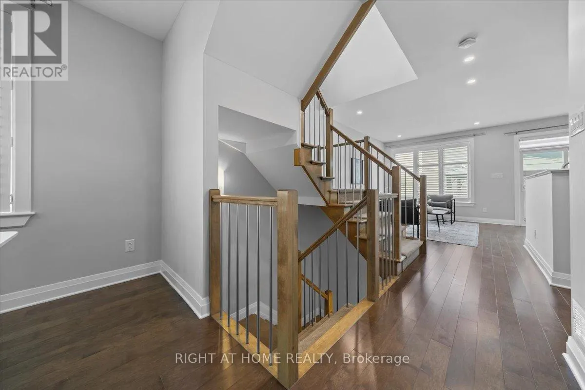 601 WILLOWMERE WAY