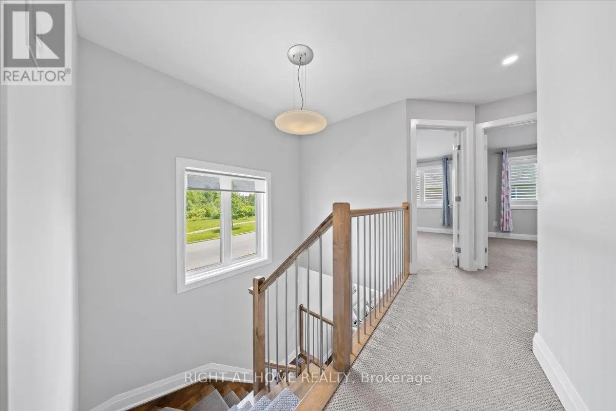 601 WILLOWMERE WAY