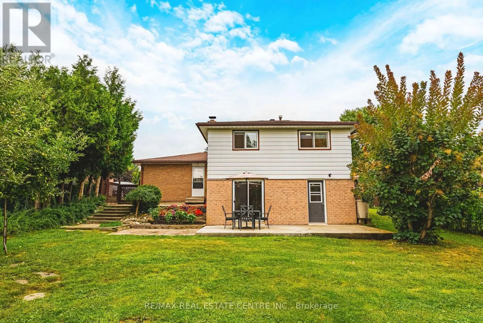 68 SCOTT ROAD