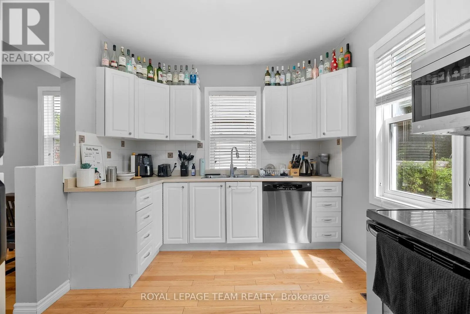 240 GARNEAU STREET