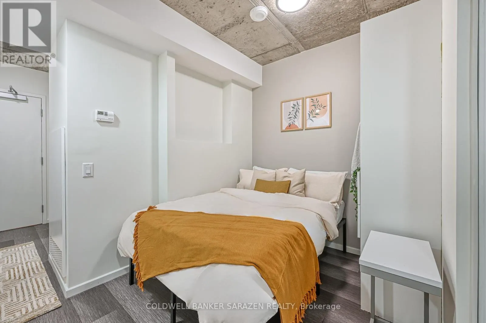 B605 - 211 BESSERER STREET
