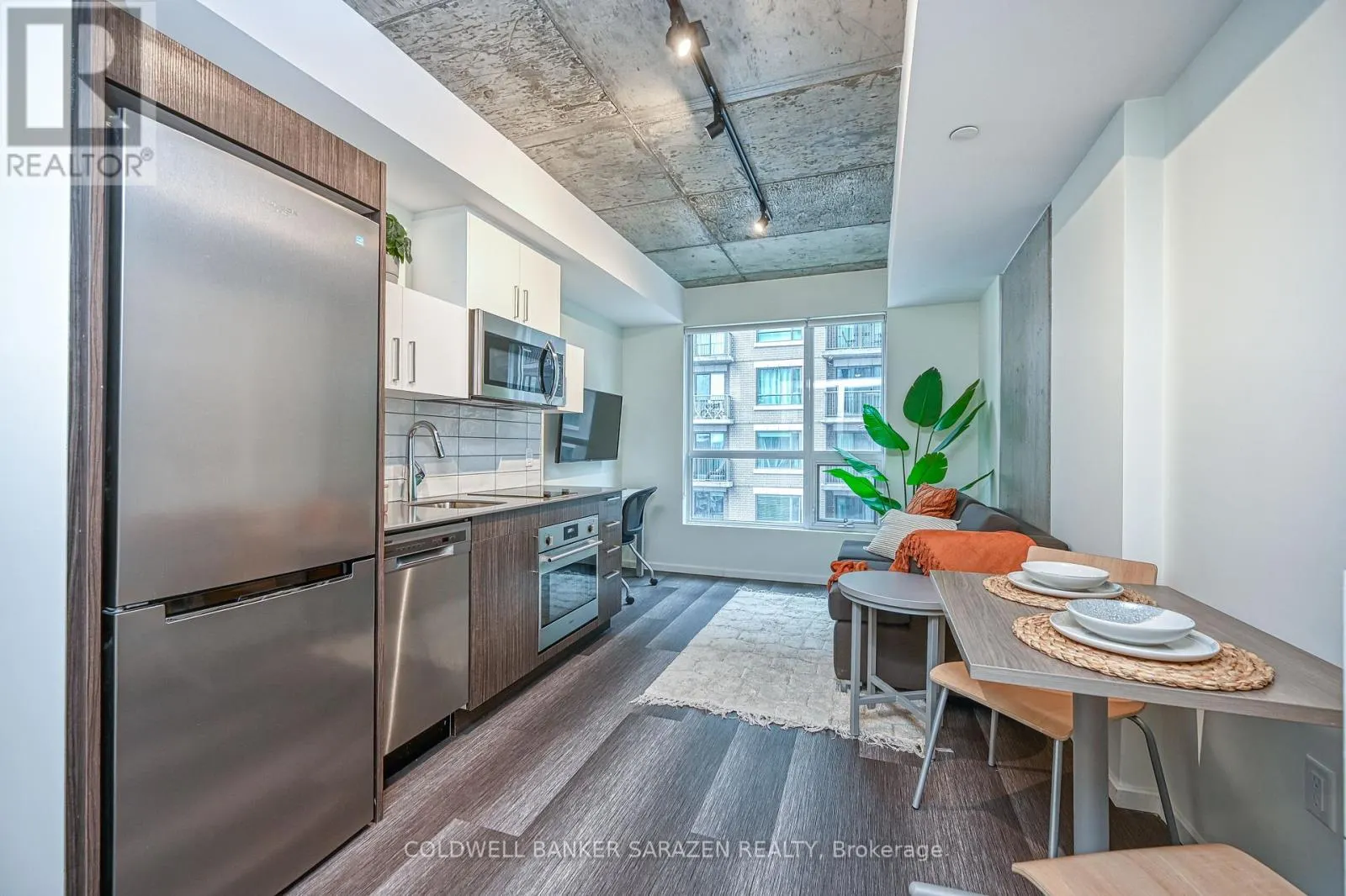 B605 - 211 BESSERER STREET