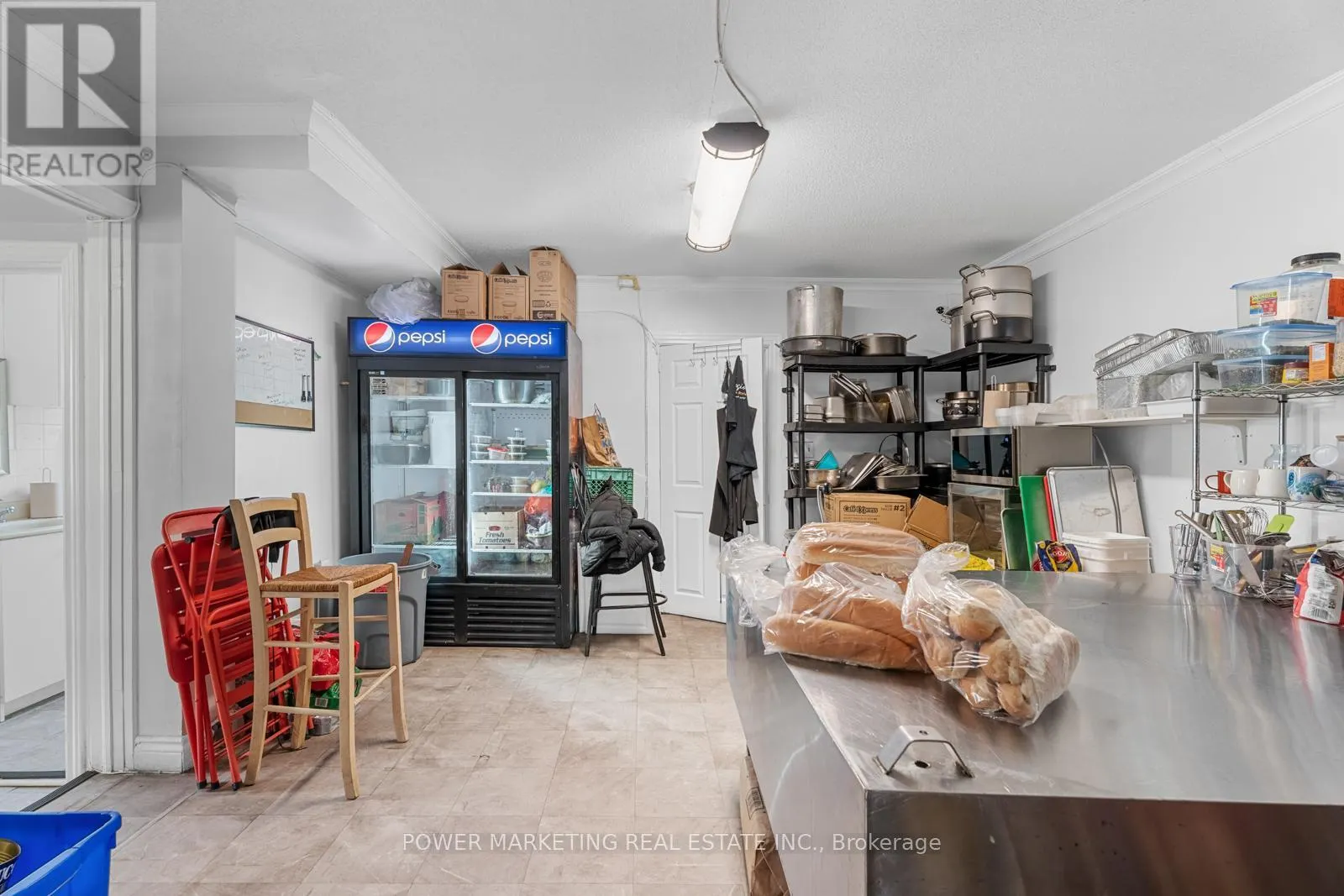 293 ST LAURENT BOULEVARD