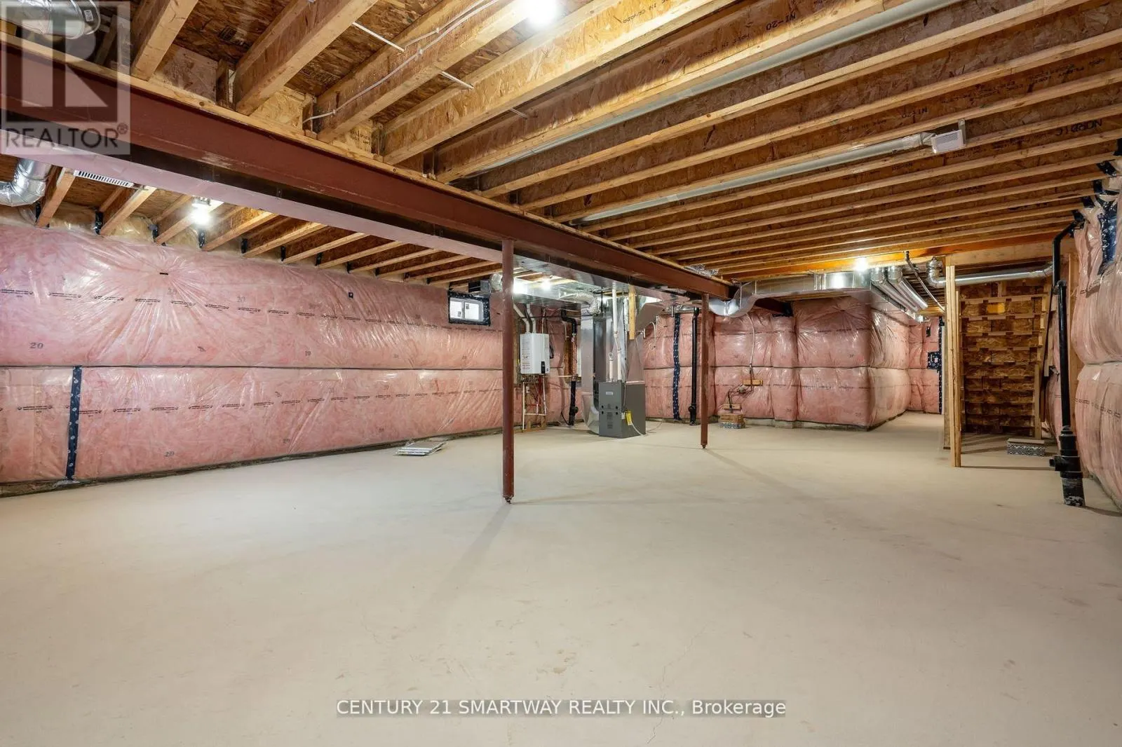 26 HUNTSWORTH AVENUE